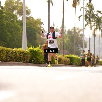 Runner Photo 6620676