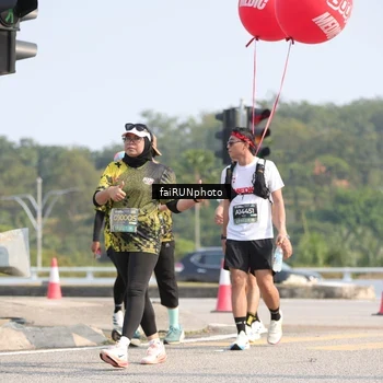 Runner Photo 6620695