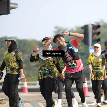 Runner Photo 6621045