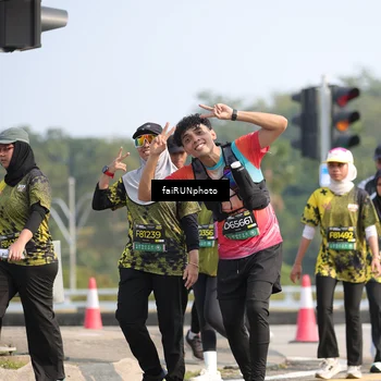 Runner Photo 6621063