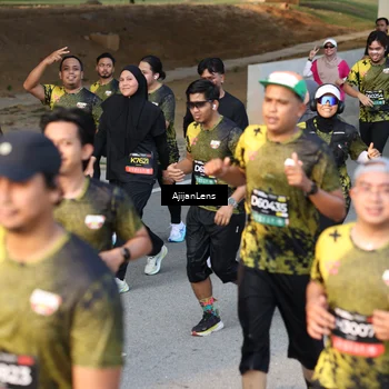 Runner Photo 6621090