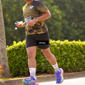 Runner Photo 6621102