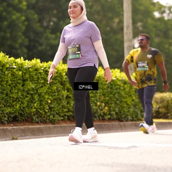 Runner Photo 6621273