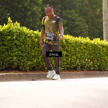 Runner Photo 6621342