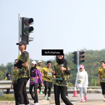 Runner Photo 6621349