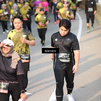 Runner Photo 6622608