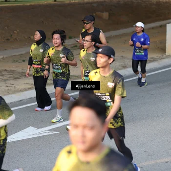 Runner Photo 6622695