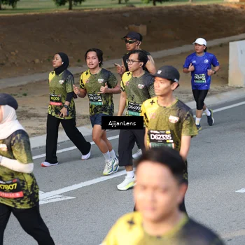 Runner Photo 6622701