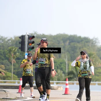 Runner Photo 6623020
