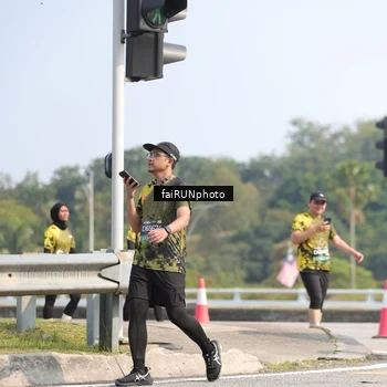 Runner Photo 6623058