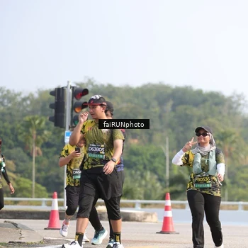 Runner Photo 6623059