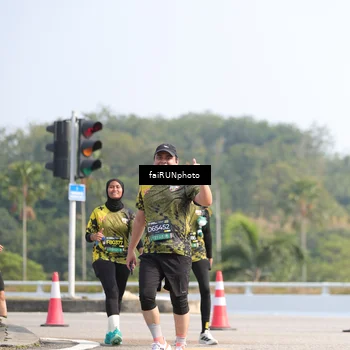 Runner Photo 6623080