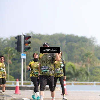 Runner Photo 6623085