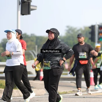 Runner Photo 6623280