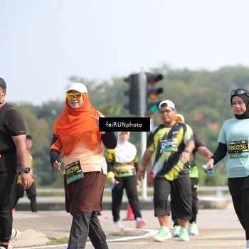 Runner Photo 6623291