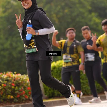 Runner Photo 6623376