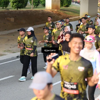 Runner Photo 6623395