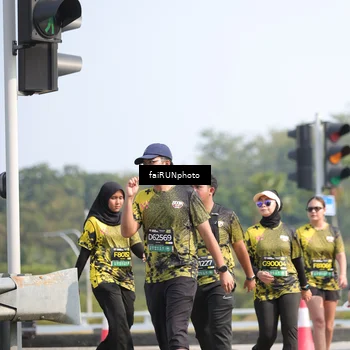 Runner Photo 6623442