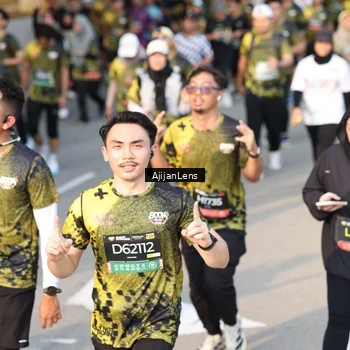Runner Photo 6623475