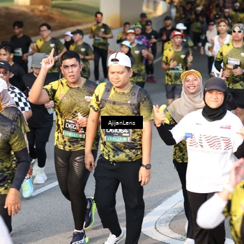 Runner Photo 6623542