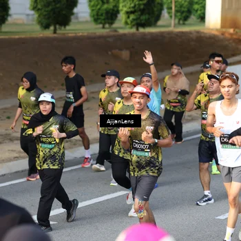 Runner Photo 6623625