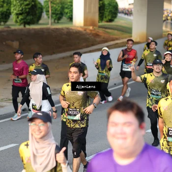 Runner Photo 6623735