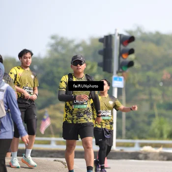 Runner Photo 6623771