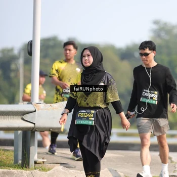 Runner Photo 6623819