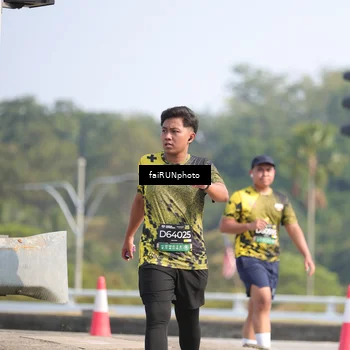 Runner Photo 6623841