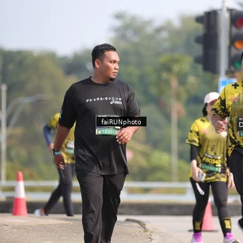 Runner Photo 6623900