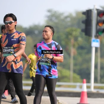 Runner Photo 6623901