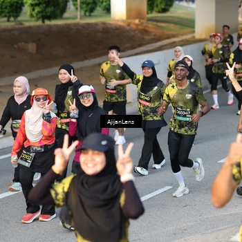 Runner Photo 6624002