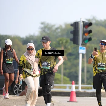 Runner Photo 6624008