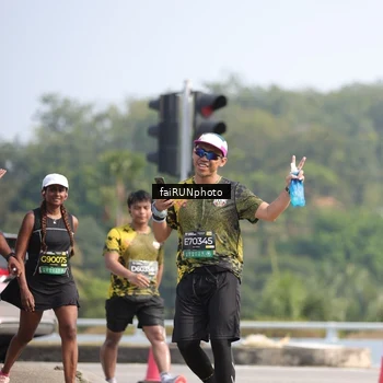 Runner Photo 6624040