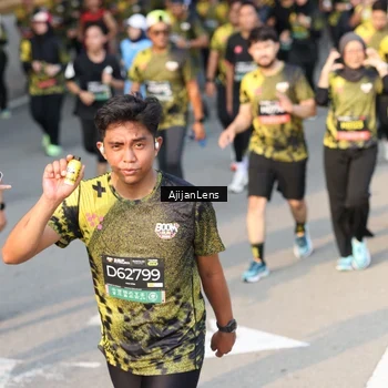 Runner Photo 6624046