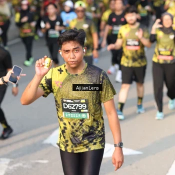 Runner Photo 6624047