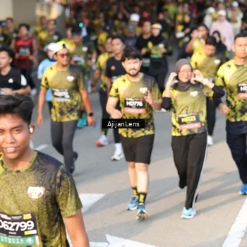 Runner Photo 6624054