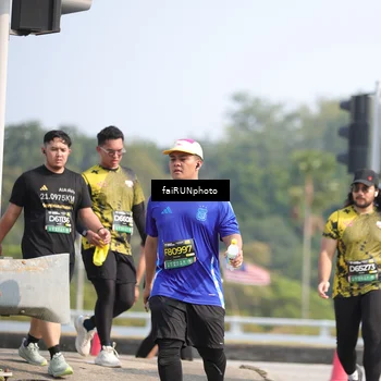 Runner Photo 6624155