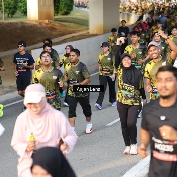 Runner Photo 6624191