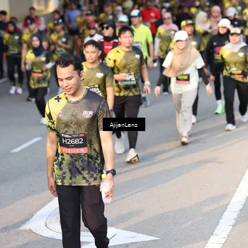 Runner Photo 6624221
