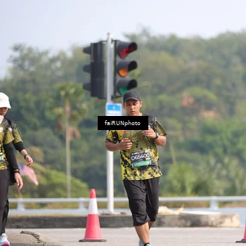 Runner Photo 6624288