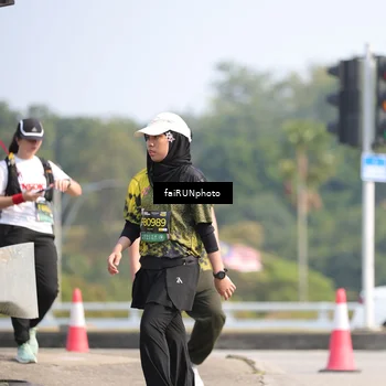 Runner Photo 6624303