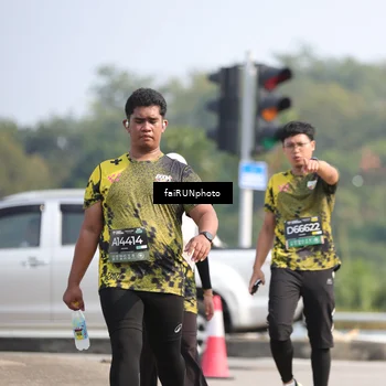 Runner Photo 6624372