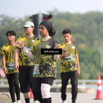 Runner Photo 6624453
