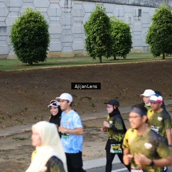 Runner Photo 6624522