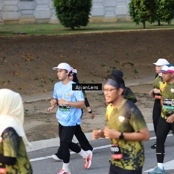 Runner Photo 6624526
