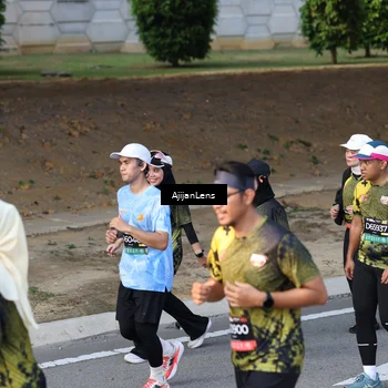 Runner Photo 6624540