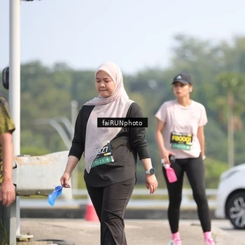 Runner Photo 6624553