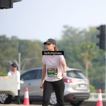 Runner Photo 6624557