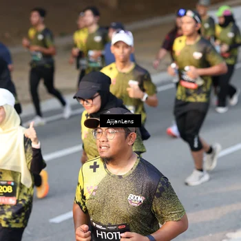 Runner Photo 6624667